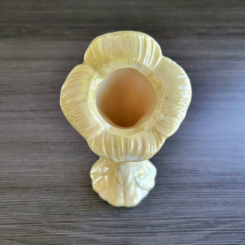 Vintage Belleek Sunflower Bud Vase, Embossed Leaves, Yellow Luster, Ireland - Picture 3 of 10